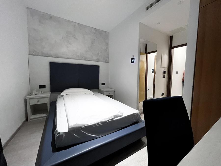 טורבולה Hotel De Nac מראה חיצוני תמונה