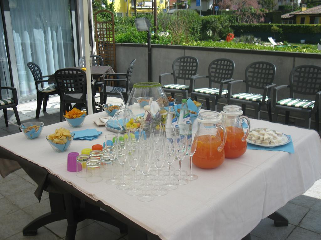 טורבולה Hotel De Nac מראה חיצוני תמונה