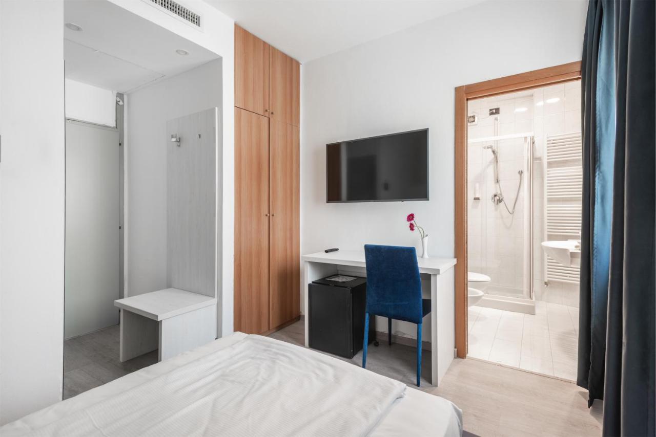 טורבולה Hotel De Nac מראה חיצוני תמונה