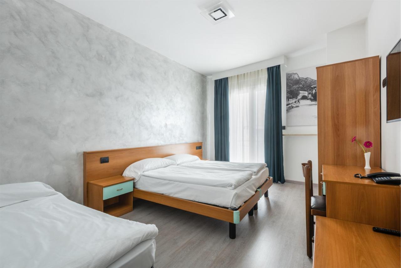 טורבולה Hotel De Nac מראה חיצוני תמונה