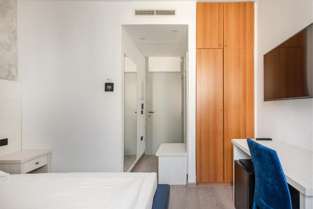 טורבולה Hotel De Nac מראה חיצוני תמונה